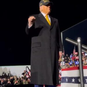 Hot Trump Black Gold MAGA Hat